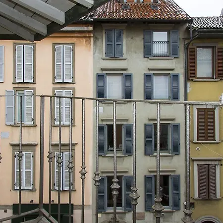 Bed & Breakfast Tower 3*